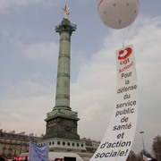 Manifestation à Paris pour la santé et l'action sociale le 11 mars 2004