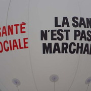 Manifestation à Paris pour la santé et l'action sociale le 11 mars 2004
