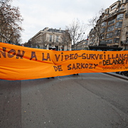 Contre Loppsi 2