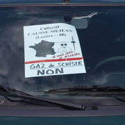 MANIF GAZ DE SCHISTE NANT AVEYRON 17/04/2011