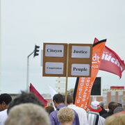 Manif antiG8 le Havre 21 mai 2011, pancarte citoyenne