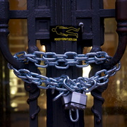 porte bouclée