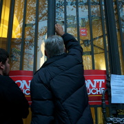 Affichettes et autocollants
