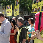 Rassemblement pour les Pussy Riots