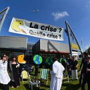La jet set fête la crise