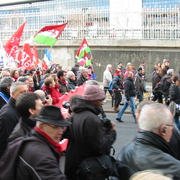 Vue sur l'avant de la manifestation (1).
