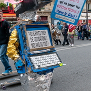 Robot