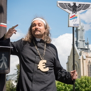 TrÃ¨s sainte consommation