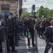 Plumeau anti violence