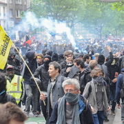 Lacrymos socialistes
