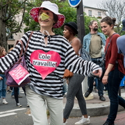 L'oie travaille