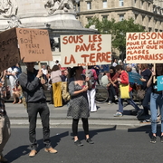sous les pavés