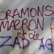 Macron chaud