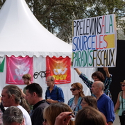 Prelevons les riches à la source