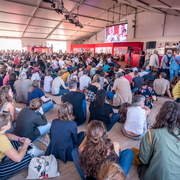 Débat à l'Agora