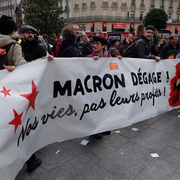 Macron dégage