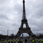 gilets jaunes tour Eiffeil