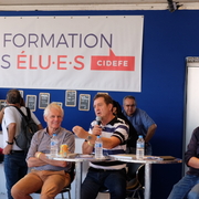 le stand des élus