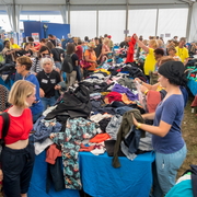 Braderie secours populaire