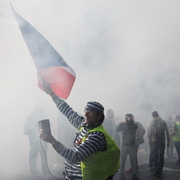 Dans la fumée