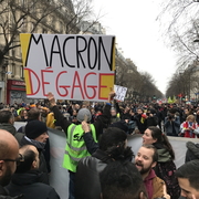 Macron dégage