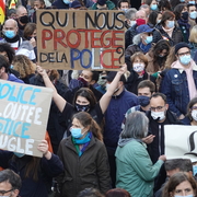 Qui nous protège?