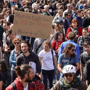 En finir