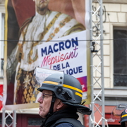 Méprisant