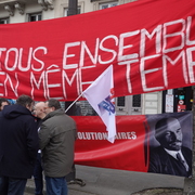 En même temps