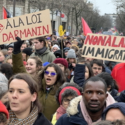 Non à la loi darmanin