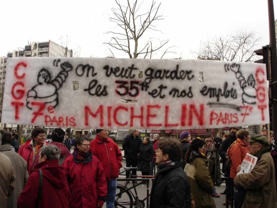 manifestation unitaire 2005-02-05 CGT Michelin-Paris-7 01