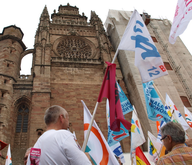 MANIF A RODEZ AVEYRON