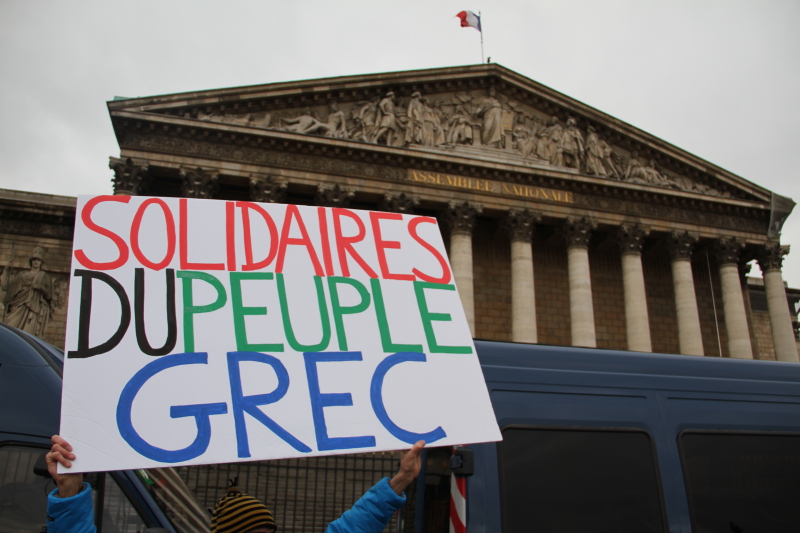 Manif de soutien au peuple grec du Trocadéro à l'Assemblée nationale