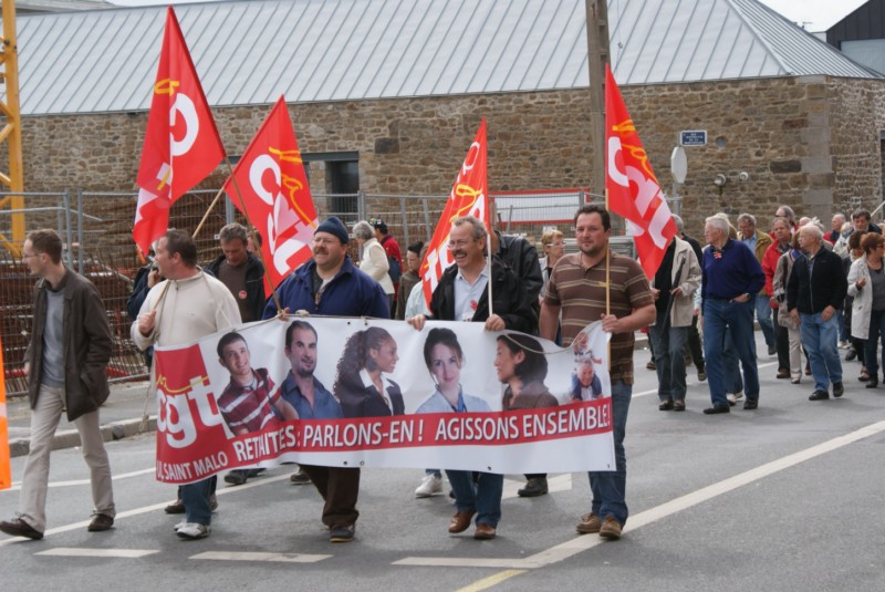 Saint-Malo : manifestation du 1er mai 2010