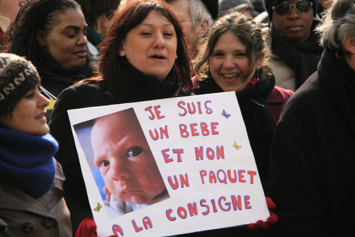 Pas de bébés à la consigne, manif Paris 11 mars 2010-3