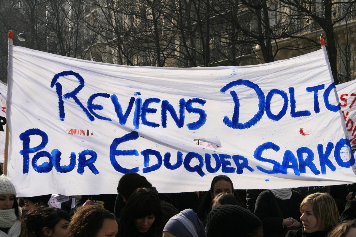 Pas de bébés à la consigne, manif Paris 11 mars 2010-15