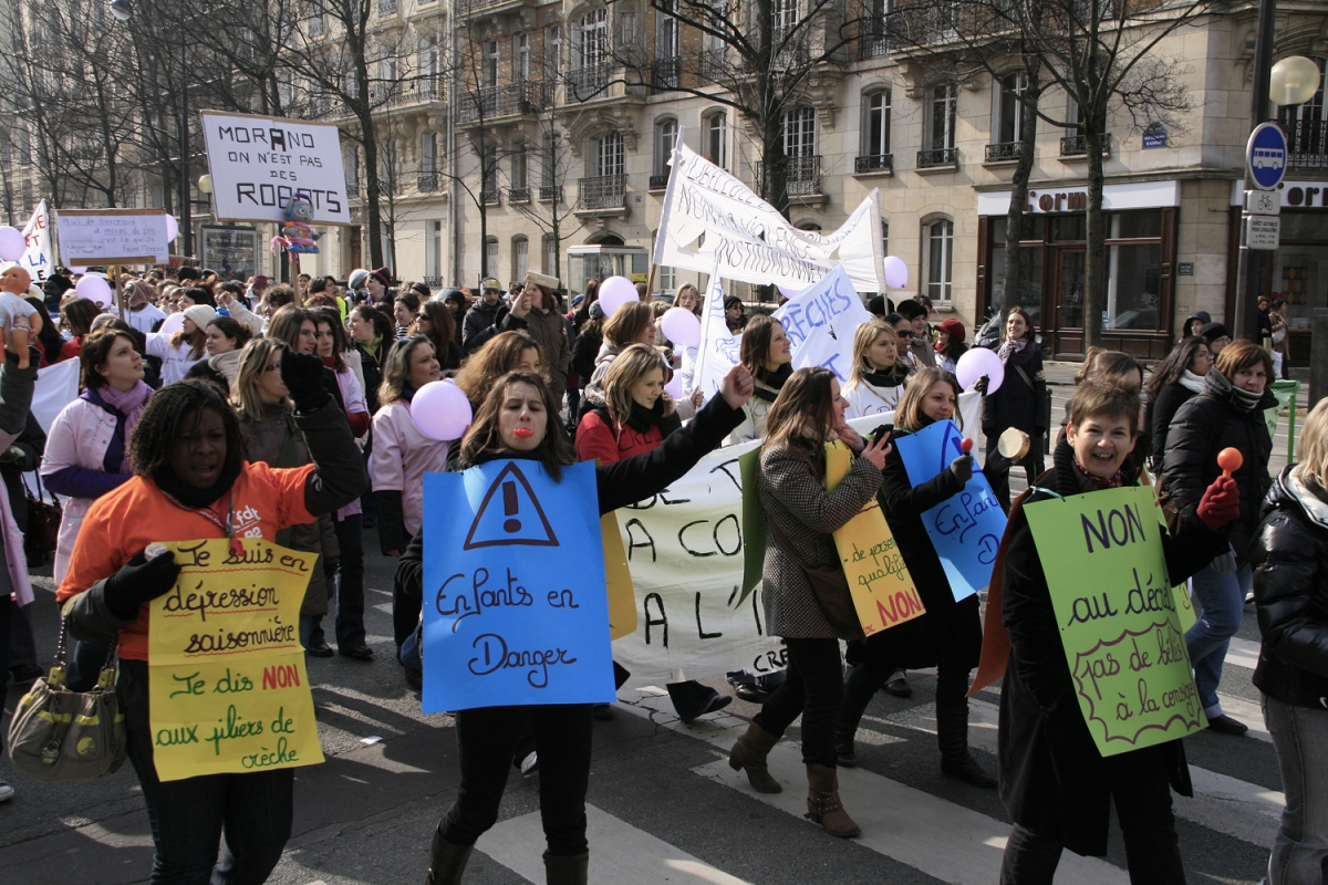 Pas de bébés à la consigne, manif Paris 11 mars 2010-15