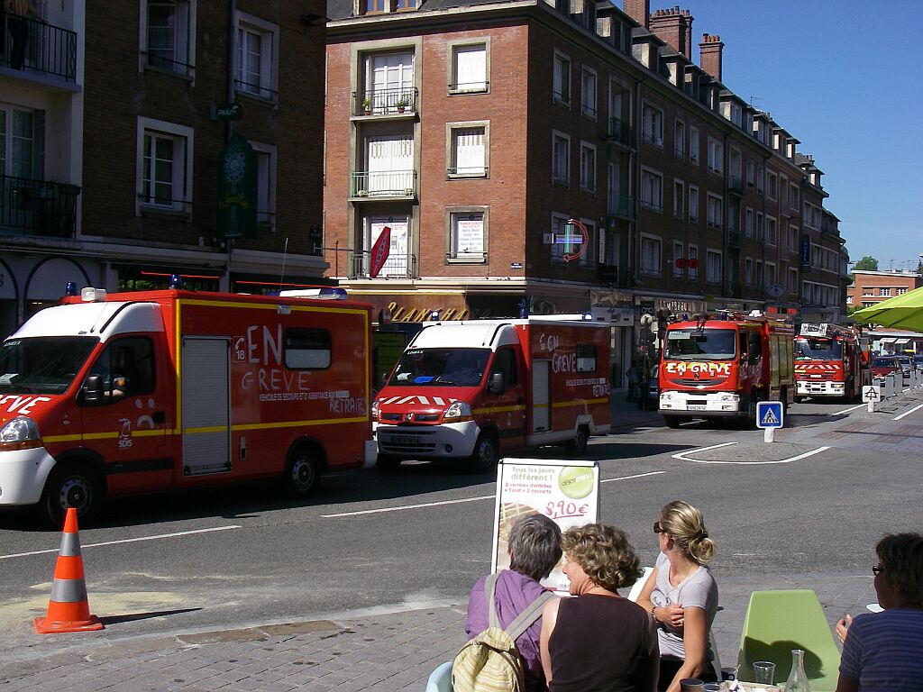 Lisieux Manif Retraite 24/06/10