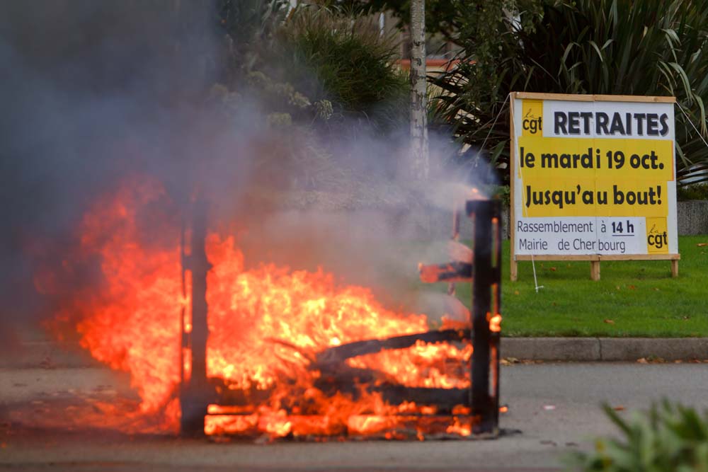 Contre la réforme des retraites à CHERBOURG