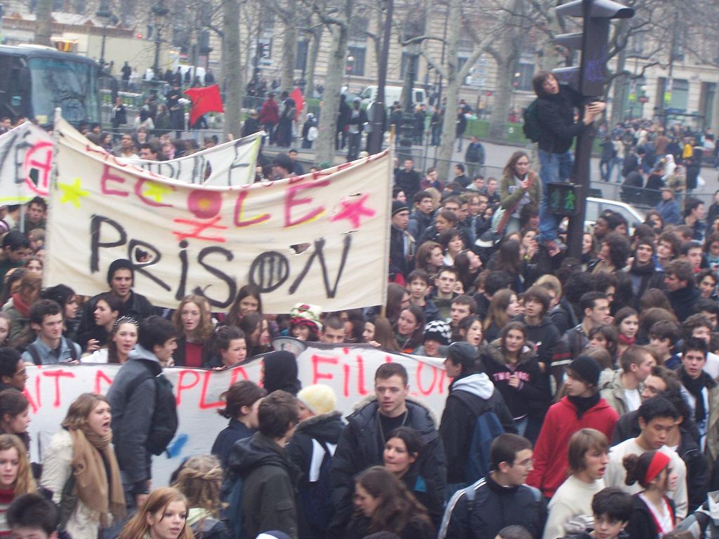 Manifestation lycéenne 10/02/2005