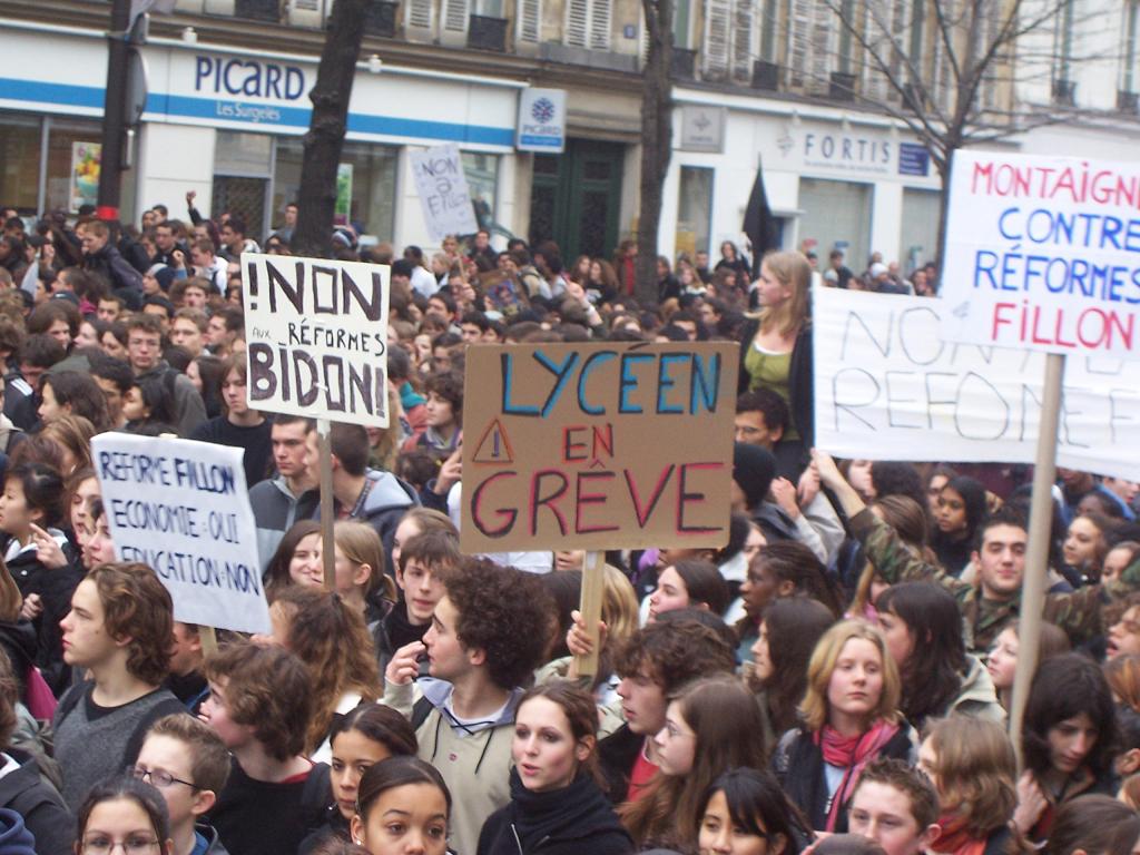 Manifestation lycéenne 10/02/2005