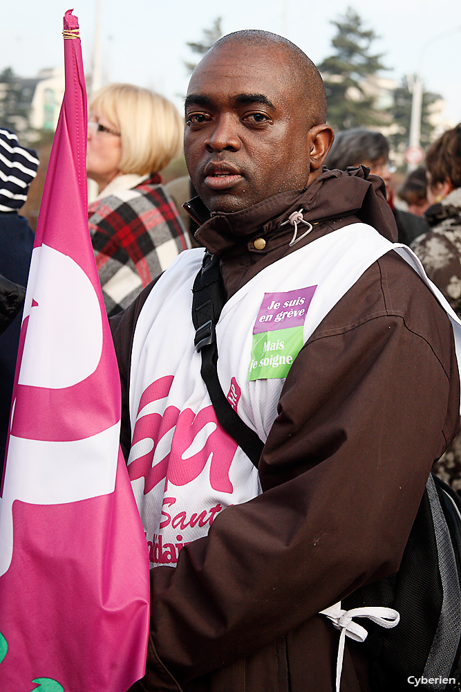 Manif pour la défense du CHU Henri Mondor