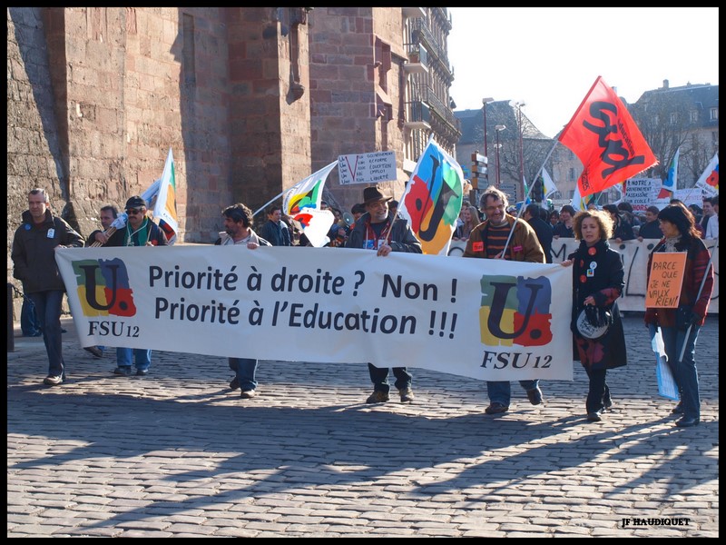 MANIF EDUCATION RODEZ 10 FEVRIER 2011