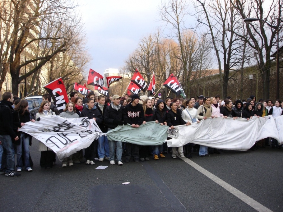 manifestation EN lycéens-personnels Paris 2005-02-15 045