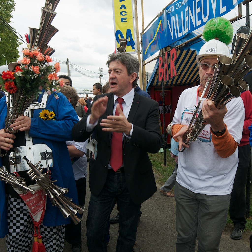 Jean-Luc Mélenchon et la fanfare Zeko