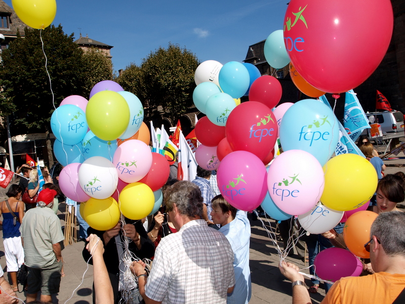 MANIF EDUCATION RODEZ AVEYRON 27 SEPTEMBRE 2011