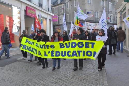 manif éducation samedi 4 fev 2012 au Mans( sarthe)