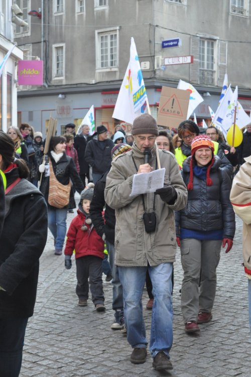 manif éducation samedi 4 fev 2012 au Mans( sarthe)