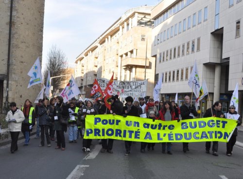 manif éducation samedi 4 fev 2012 au Mans( sarthe)