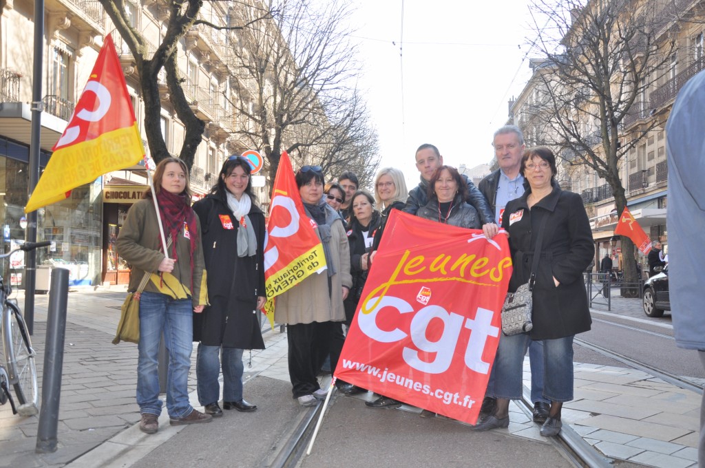 GRENOBLE- Manifestation européenne contre l'austérité